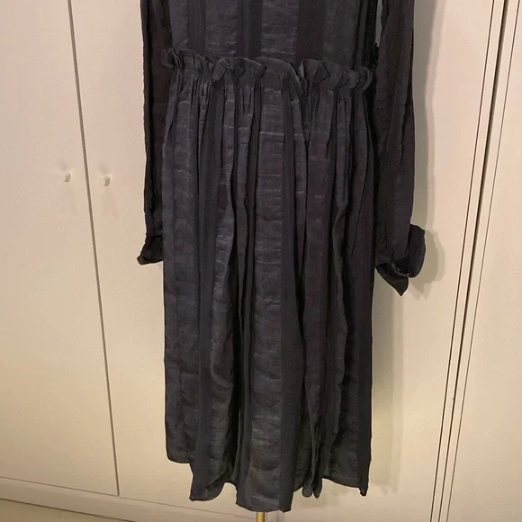 139Dec contemporary dress made to order free fit - Picture 7 of 16